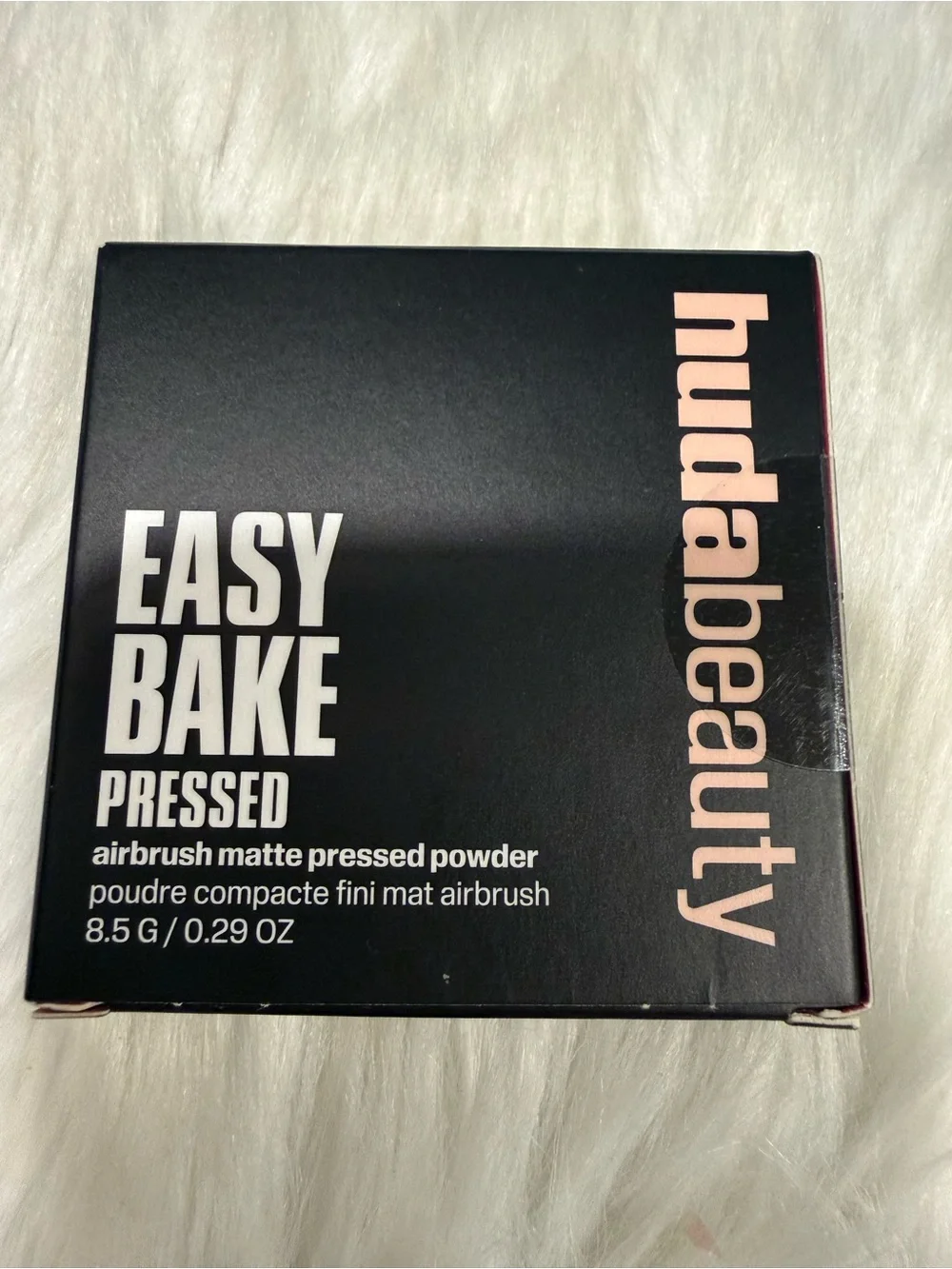 HUDA BEAUTY Easy Bake Pound Cake Pressed Powder Airbrush Matte New